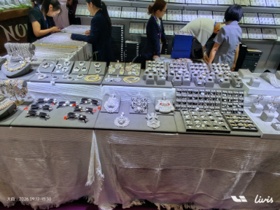 Kunyu Jewelry Design Team besøger SEASONS Fashion Jewellery Fair i Hong Kong