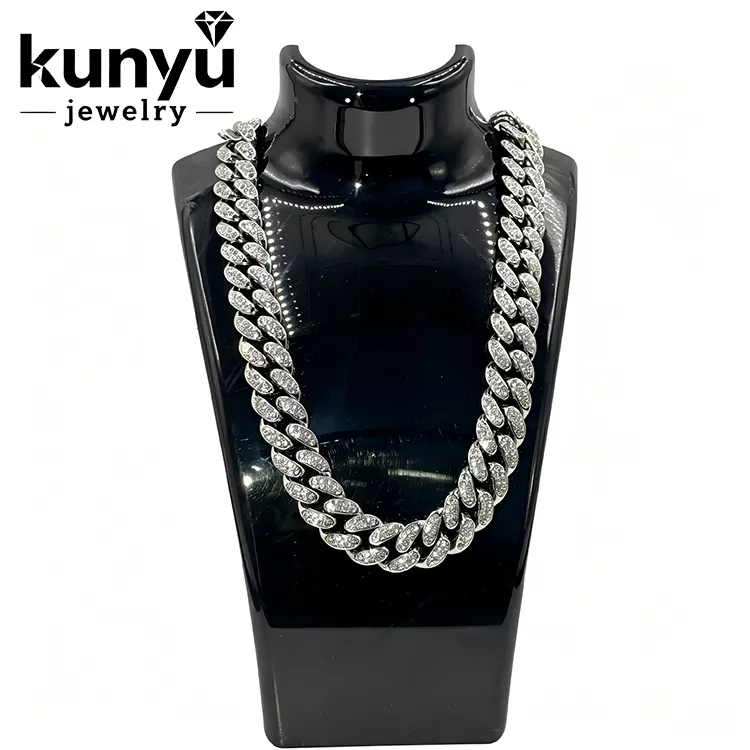 Bling Cuban Link halskæde Bling Cuban Link halskæde